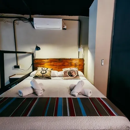 Apartment Apartment Ruzafa Roots, 12 Min To Centre, Smart Tv, Wine *