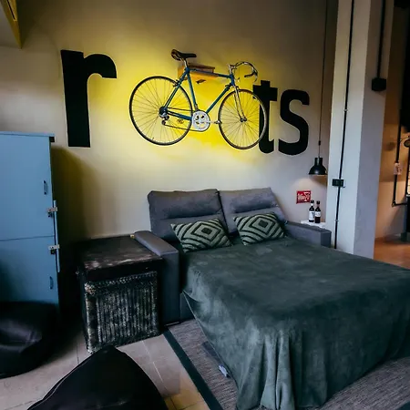 Ruzafa Roots, 12 Min To Centre, Smart Tv, Wine Apartament