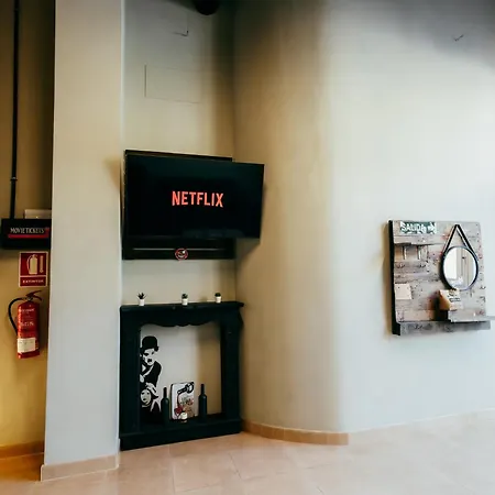 Ruzafa Roots, 12 Min To Centre, Smart Tv, Wine Apartment Valencia