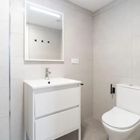 Aparthotel Vlc Host - Sumsi 4*