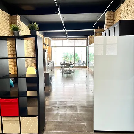 Iy Loft 4 - Open Plan Garage Style - Up To 4 People * Valencia