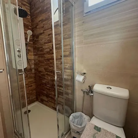 Casa Con Barbacoa En Urbanizacion Privada Villa Valencia