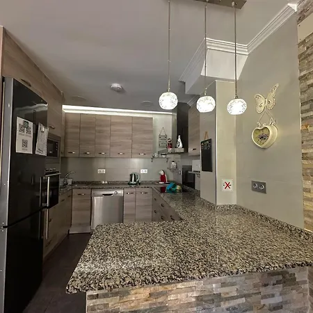 Casa Con Barbacoa En Urbanizacion Privada 别墅