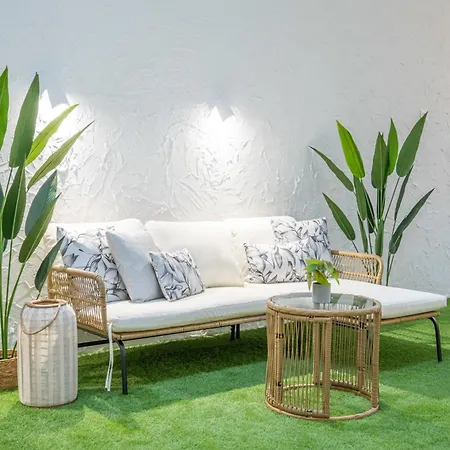 Flats Poeta Serrano شقة