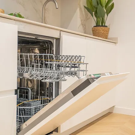 Flats Poeta Serrano *