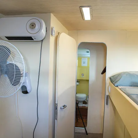 Bateau-hôtel Noche Insolita En Yate De 16m A 2 Minutos De La Playa Valence