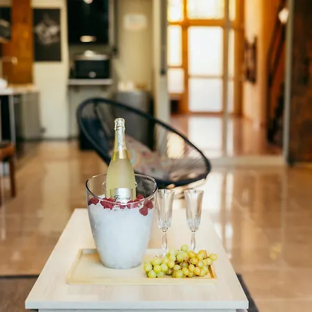 Appartement Ruzafa Roots, 12 Min To Centre, Smart Tv, Wine *