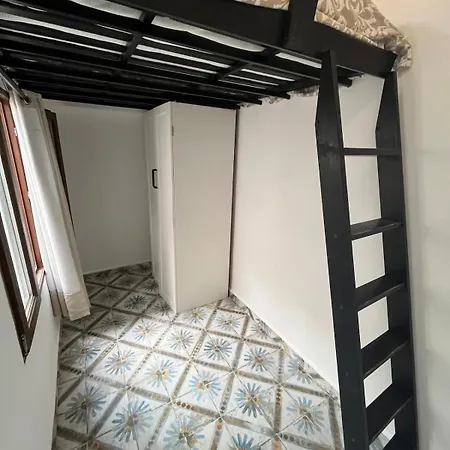 A Seafaring Refuge In The Heart Of Cabanyal Apartment *