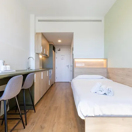 Nido Malvarrosa Apartahotel