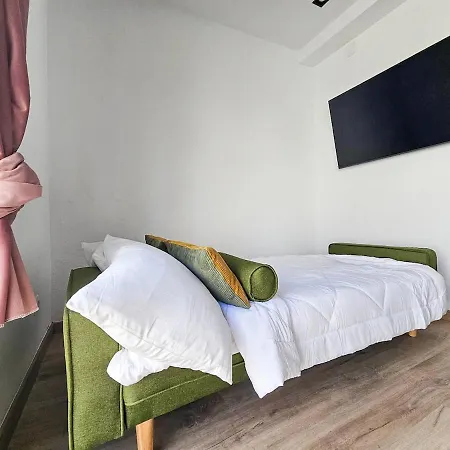 Apartment El Cabanyal Style By The Sea