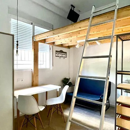 Apartment Own Courtyard And 10 Minutes From The By Bici Valencia