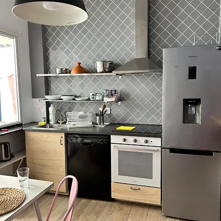Own Courtyard And 10 Minutes From The By Bici Apartment