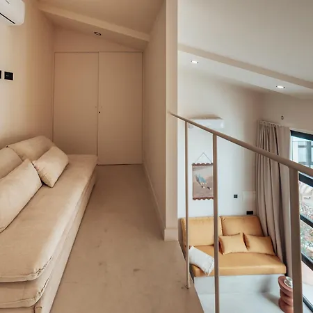 The Atelier Lofts Aparthotel *