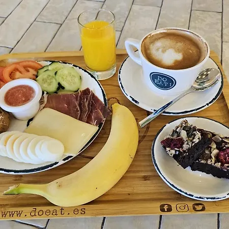 Nido Malvarrosa Apartahotel Valencia