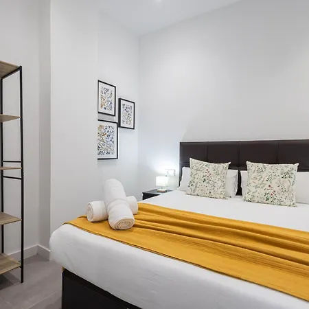 Florit Flats - The Monteolivete Apartment Valencia