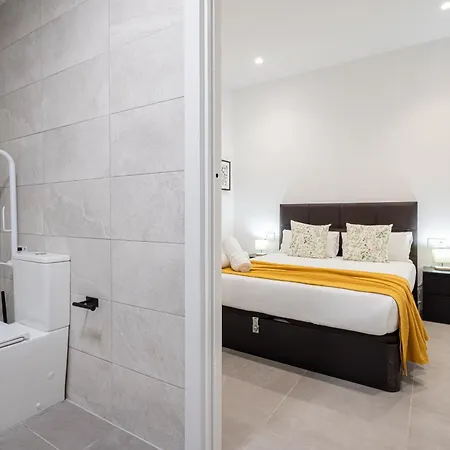 Florit Flats - The Monteolivete Apartment