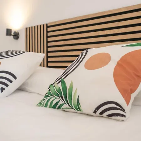 Flats Uruguay 4 *