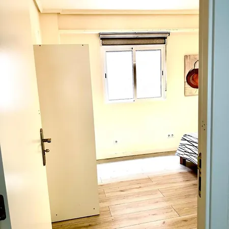 A 20 Minutos De La Playa Y 10 Minutos Del Puerto De 瓦伦西亚