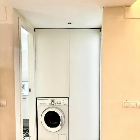 A 20 Minutos De La Playa Y 10 Minutos Del Puerto De