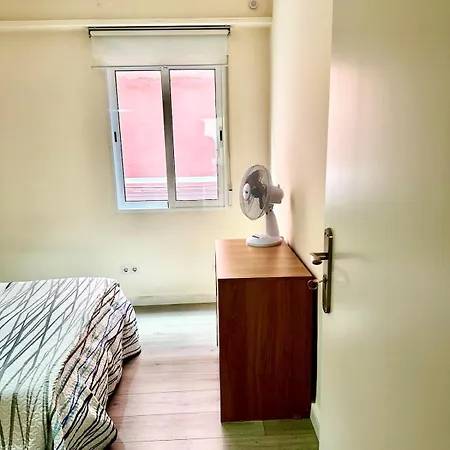 A 20 Minutos De La Playa Y 10 Minutos Del Puerto De * 瓦伦西亚