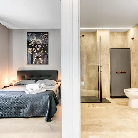 Scape Apartment