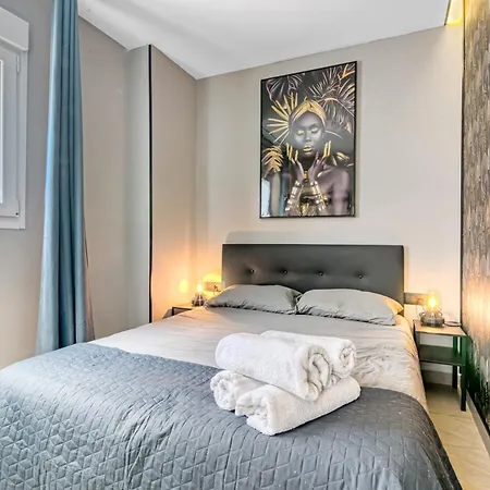 Scape Apartment