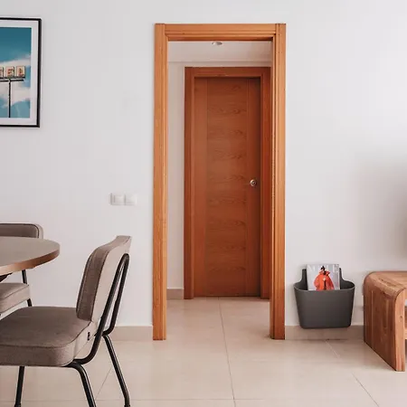 Apartment White *