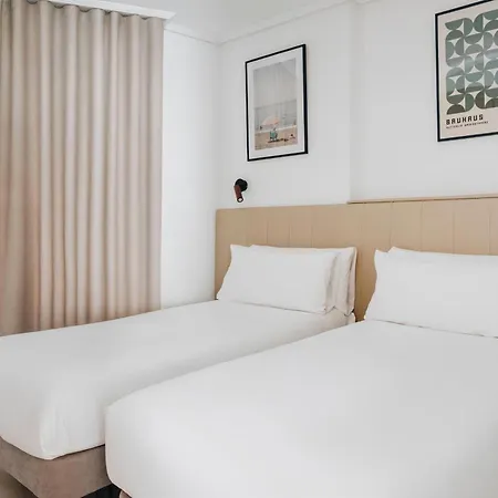 White Apartment Valencia