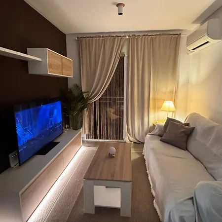 En Canet De Berenguer Playa - * Valensiya