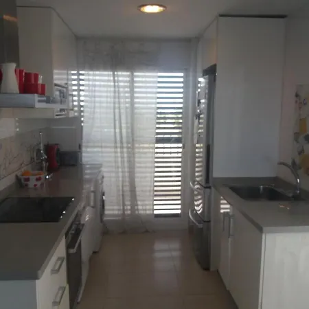 Apartment Luxurious Near The Valencia