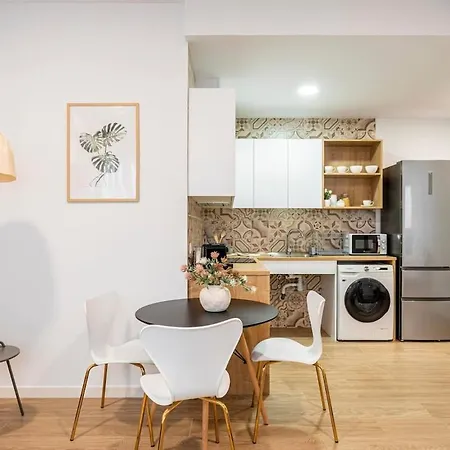 Balandra, Lovely Flat Close To Center Apartament Walencja