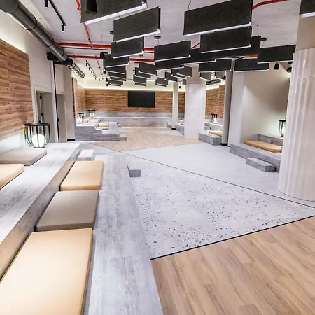 Novotel Lavant Валенсия