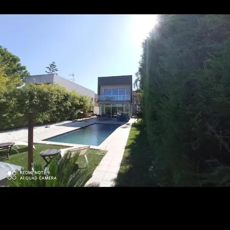 Chiva House * Valence