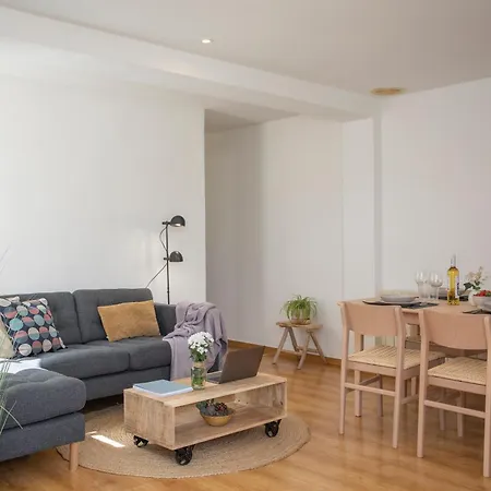 Singularstays Plaza Andujar *