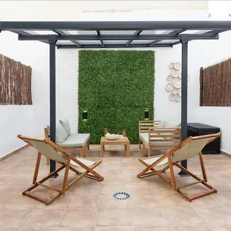 Biopark Center & Airport *