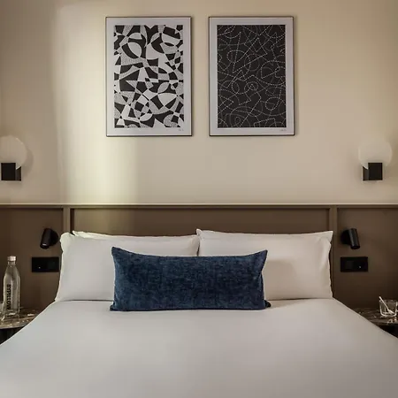 Bypillow Sinfonia Gæstehus 3*
