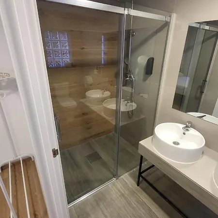 & Arts 旅馆 瓦伦西亚