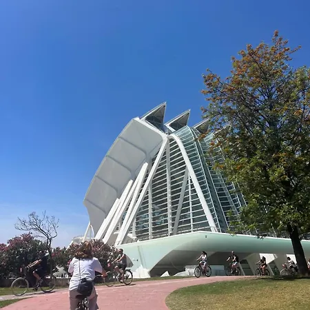 & Arts 旅馆 瓦伦西亚