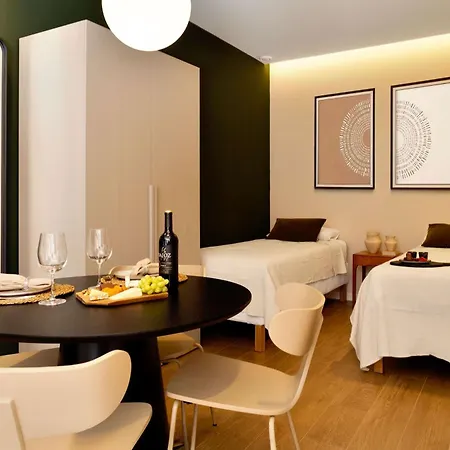 Modern Comfort & Luxury Apartment