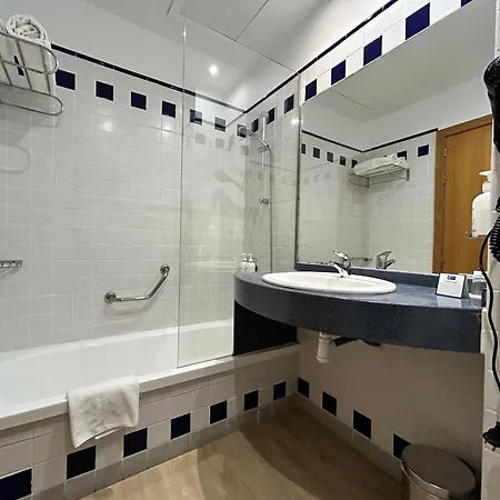 Express Ciudad De Ciencias By Ihg Hotell Valencia