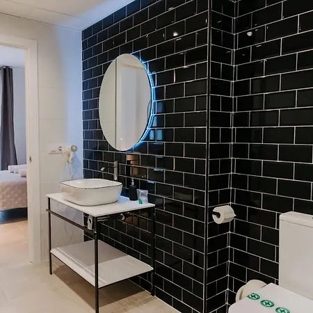 Casa de hóspedes Hulot 4*