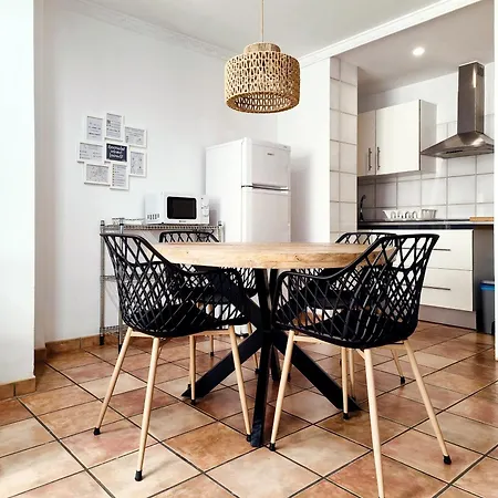 Flats Friends Nave *