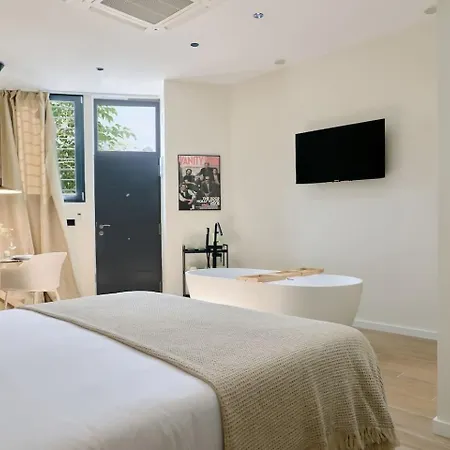 Romantic N2 Oceanografico Virkin Apartment *