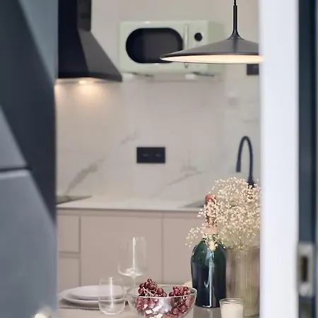 Romantic N2 Oceanografico Virkin Apartment *