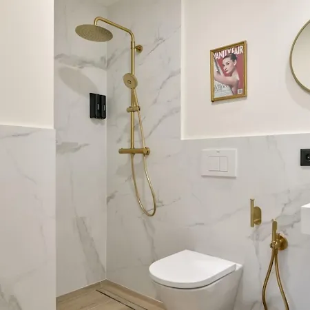 Oceanografic Romantic Apartment N2 Virkin Suites