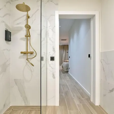 Romantic N6 Oceanografico Virkin Apartament *