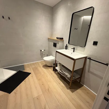 Mestalla Flats & Rut