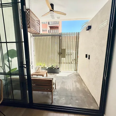 Mestalla Flats & Rut