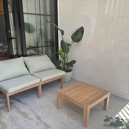 Mestalla Flats & Rut Apartment *