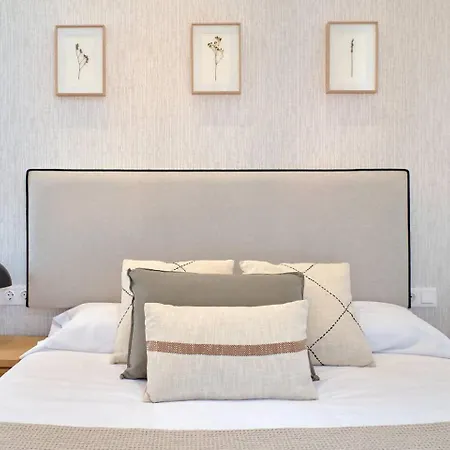 Romantic Roig Arena N1 Virkin Apartment